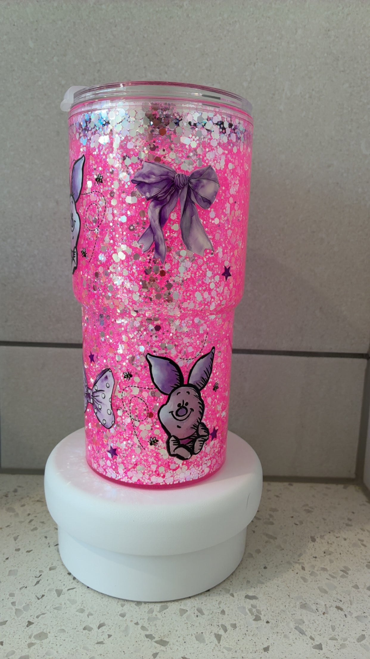 Piggie 16oz Tapered Acrylic Snowglobe